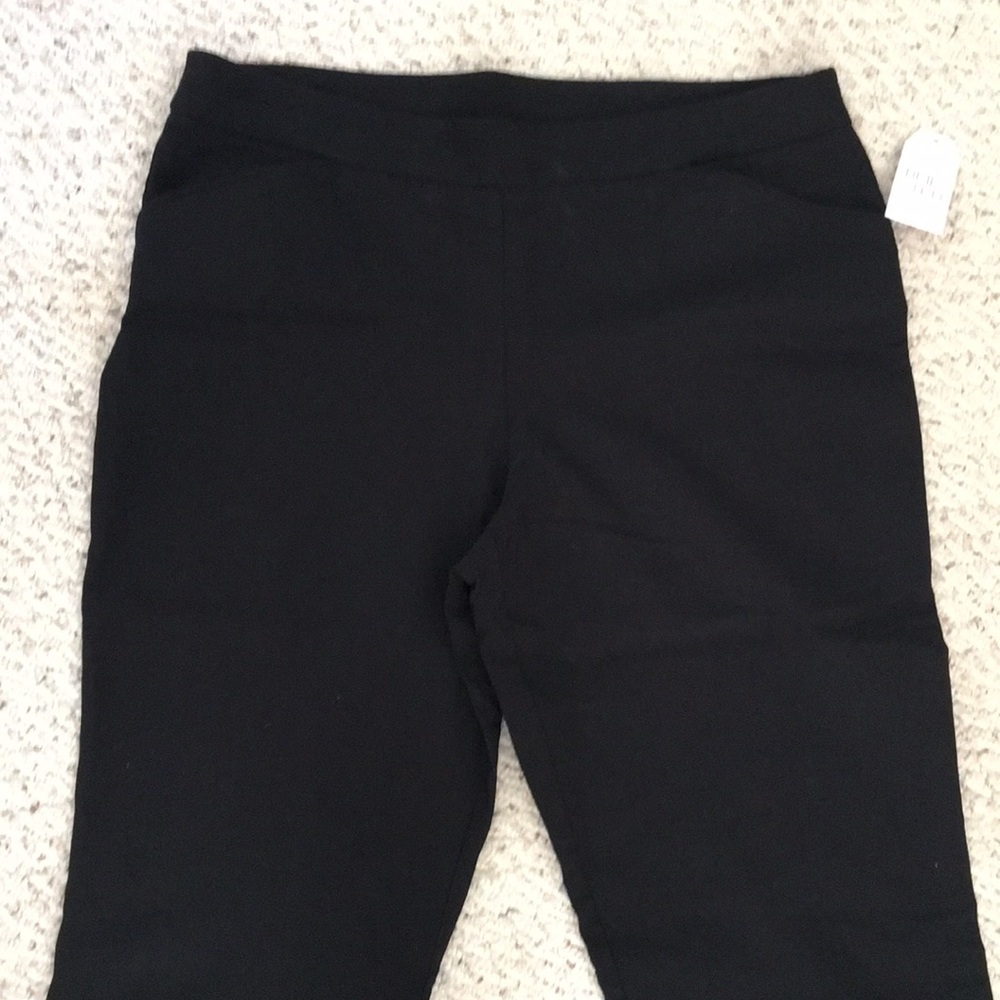 Womens Capri Black